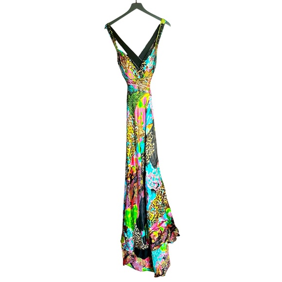 Hailey Logan by Adrianna Papell Satiny
Sequin and Beaded Party Dress Size 11/12 - Picture 2 of 10